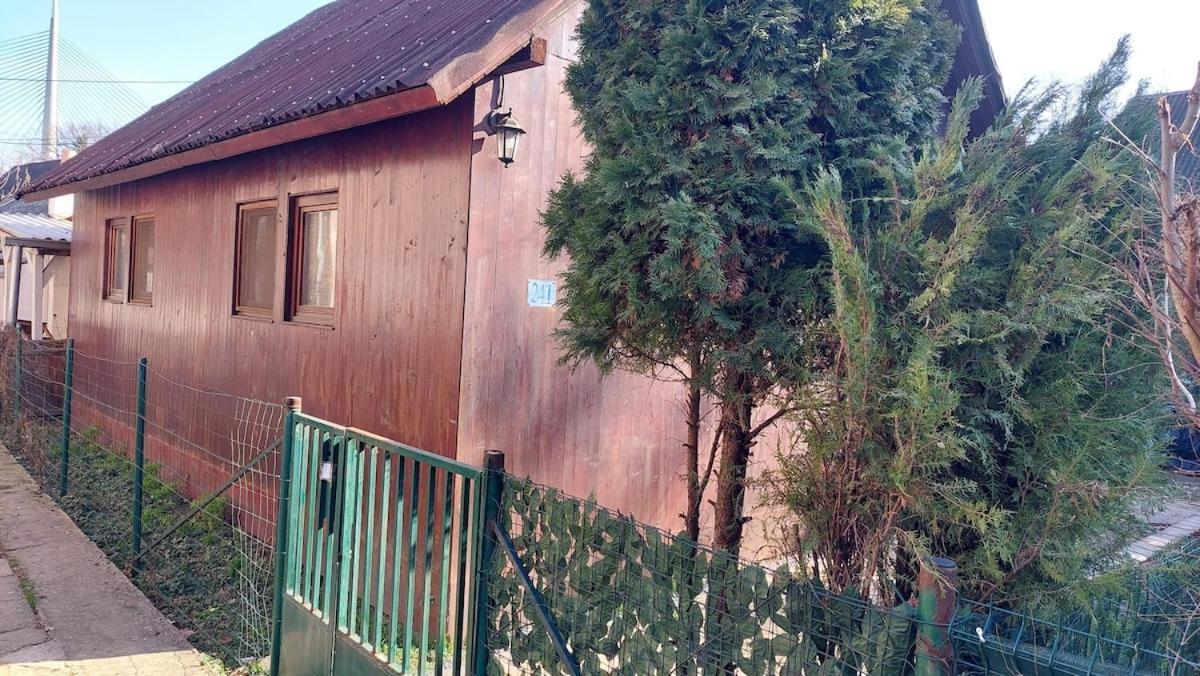 贝尔格莱德Wooden House Ada别墅 外观 照片